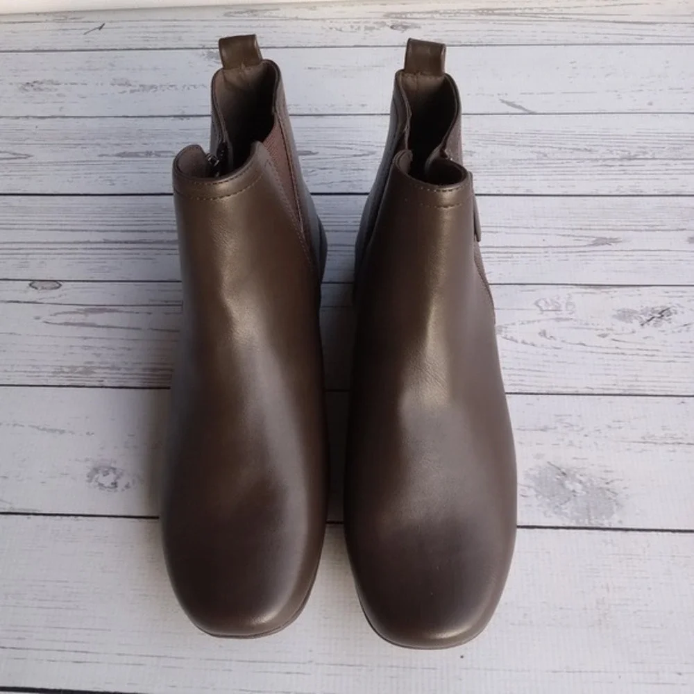 Easy Spirit NEW Mocha Brown Side Zip Ankle‎ Boots Women's Size 9M